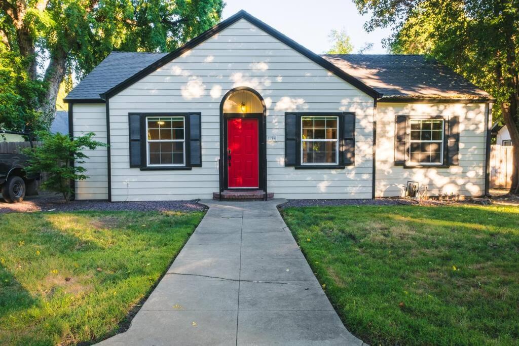 3 Bedroom Charmer 5 Minutes From Central Downtown Chico Exterior photo